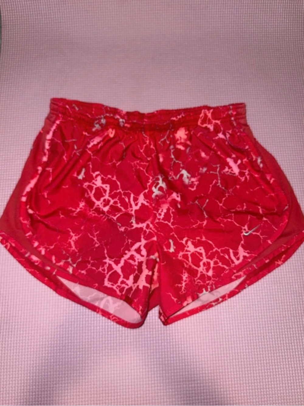 Nike Women’s Red Marble-Print Athletic Shorts